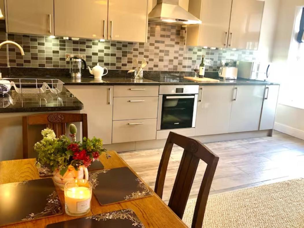 Pass The Keys Old Beams Luxury Style & Comfort In Town Centre Bakewell Dış mekan fotoğraf